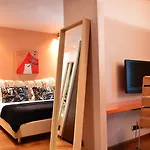 Les Fleurs Boutique Hotel