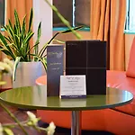 Les Fleurs Boutique Hotel